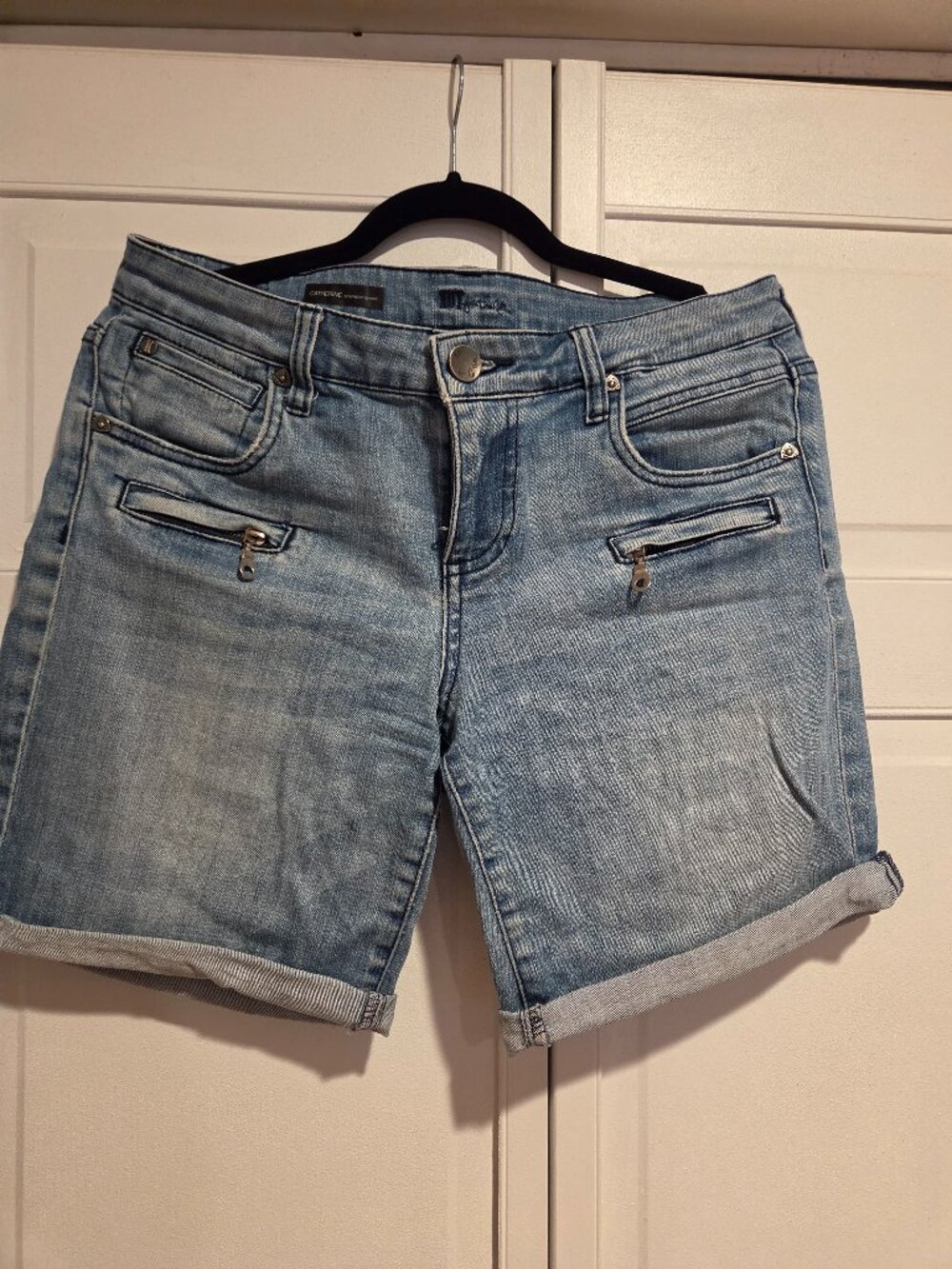Catherine Boyfriend Shorts, size 6